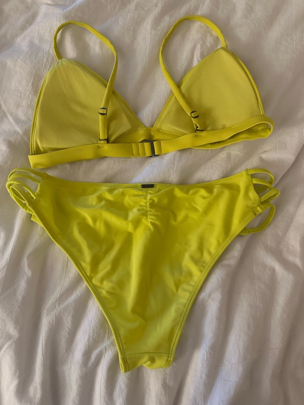 Fun Swimsuit Set ๐ โ๏ธ ๐ ๐๏ธ - Picture 4 of 4